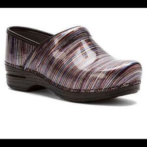 DANSKO XP Multi-Stripe Metallic Clogs 38 8 NEW